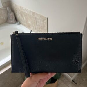 Michael Kors Wristlet